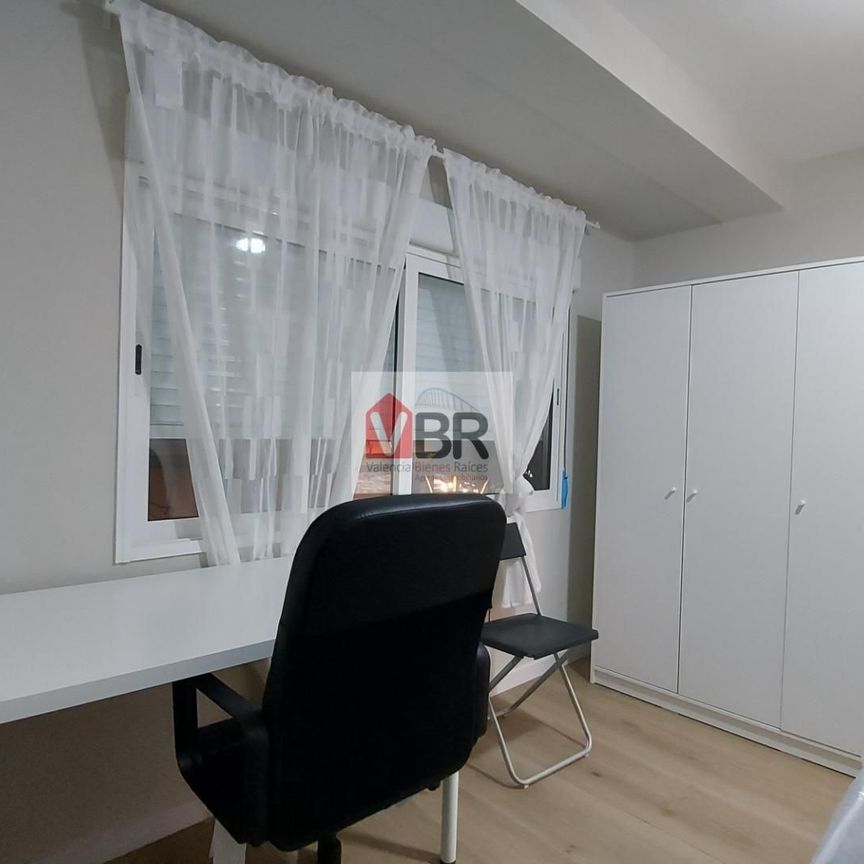 Piso de alquiler en Calle de Juan Giner, Barrio de Benimaclet - Photo 1