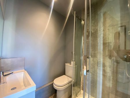 2 bedroom apartment to rent - Photo 5