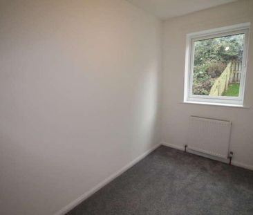 Cobden Terrace, Deckham, NE8 - Photo 6