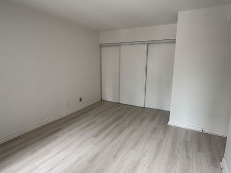 For Lease - 44 Gerrard Street Unit# 903, Toronto, Ontario - Photo 5