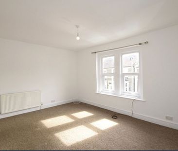Room in a Shared House, Kensington Road, BS16 - Photo 3