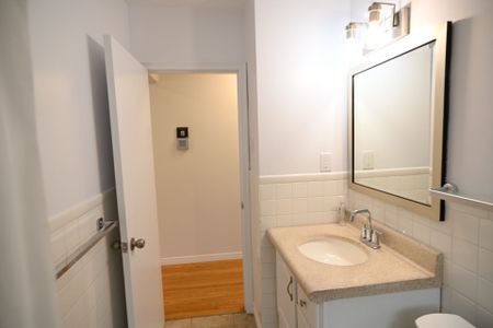 For Lease - 40 Winslow Drive Unit# Unit 1, Windsor, Ontario - Photo 3