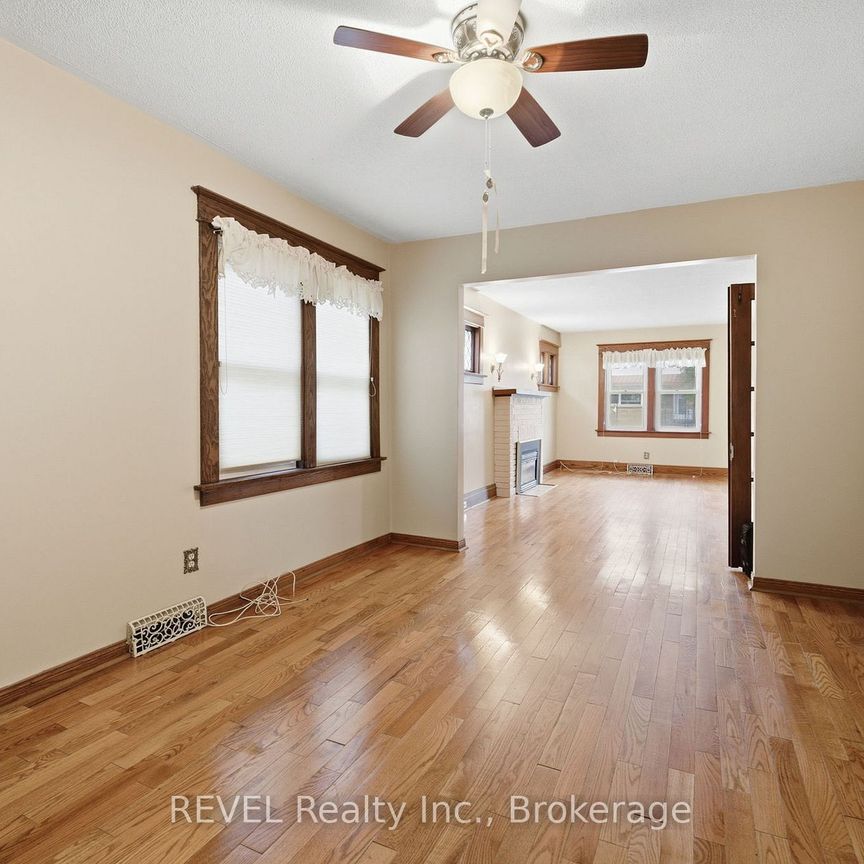 For Lease - 4899 Morrison Street Unit# UPPER, Niagara Falls, Ontario - Photo 1