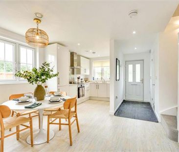 3 bedroom end of terrace house to rent - Photo 2