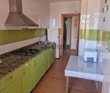 Alquiler de piso en Calle Juan Sebastian Bach - Photo 2