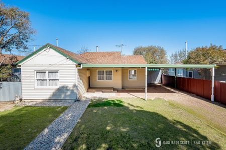 3 BEDROOM HOME - Photo 4