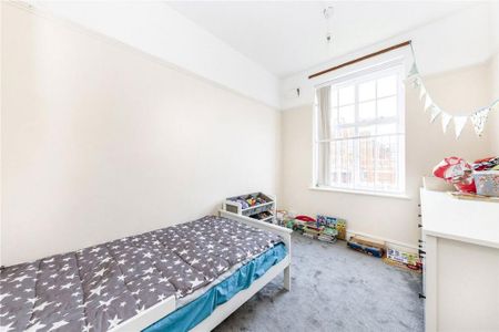 3 bedroom flat to rent - Photo 3