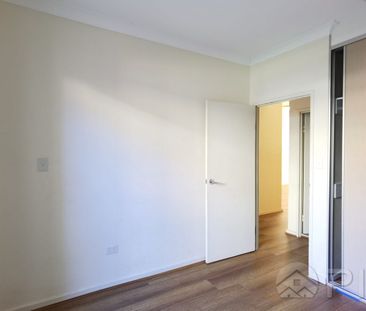 2 Bedroom great location unit available for rent in Granville - Photo 5