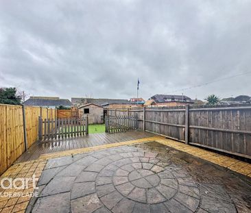 3 bedroom terraced house to rent - Photo 2