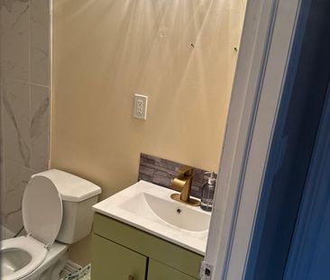 For Lease - 207 Otterbein Road, Kitchener, Ontario - Photo 4