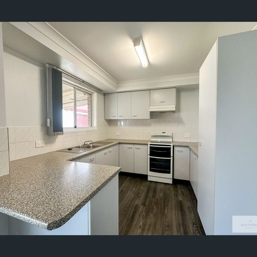 123 Upper Street, East Tamworth, NSW 2340 - Photo 1