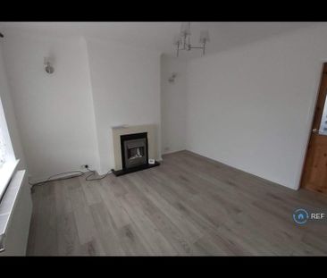 2 bedroom semi-detached house to rent - Photo 2