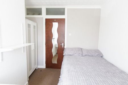 5 bedroom house share to rent - Photo 5