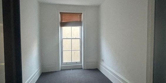 Old Steine, Brighton - Photo 3