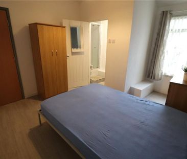 4 bedroom apartment to rent - Photo 1