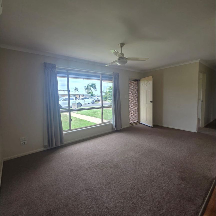 Charming 3-Bedroom Home in Quiet Thabeban, Great Location & Space! - Photo 1