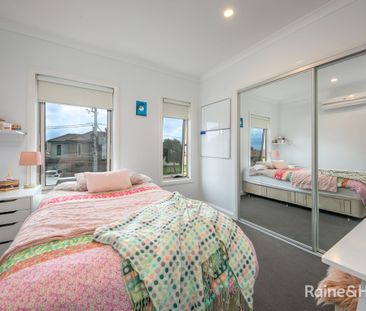 1/22 McNamara Avenue, Airport West, VIC 3042 - Photo 2