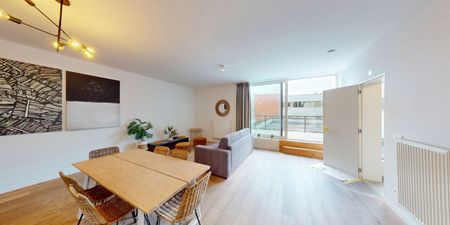 Appartement te huur in Antwerpen voor € 1.475 met 2 slaapkamers - Photo 2