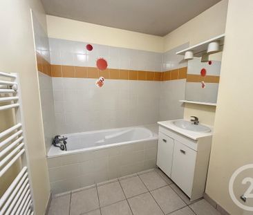 Location Appartement 3 pièces 65m² TROYES 10000 - Photo 5