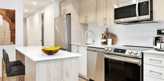 Fifth + Bank - Photo 2