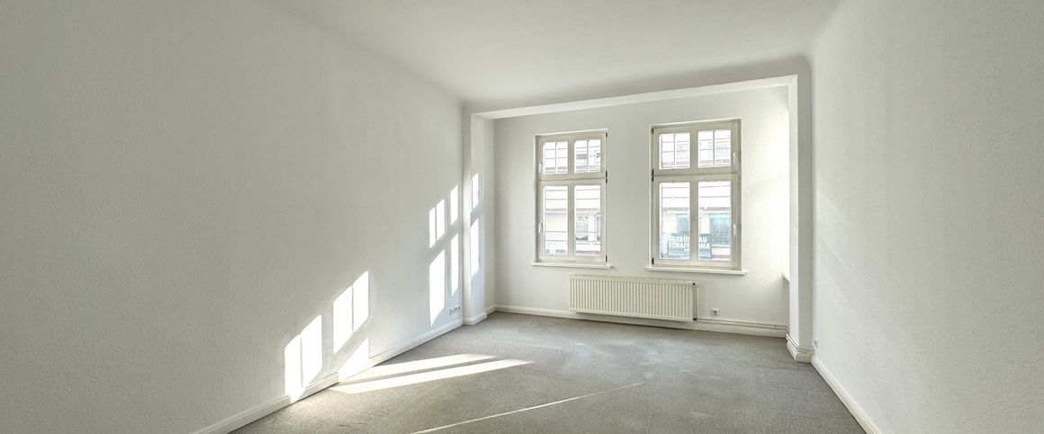 Charmante 3-Raum-Wohnung in Stadtfeld Ost - Photo 1