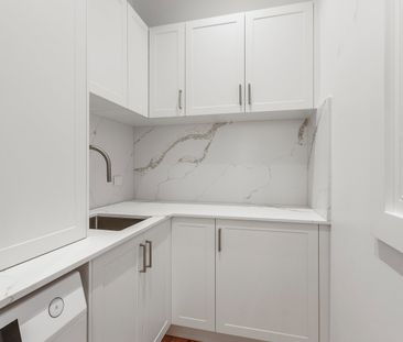 Register to Inspect / Timeless Elegance Meets Contemporary Coastal ... - Photo 4
