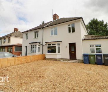 1 bedroom in a house share to rent - Photo 4