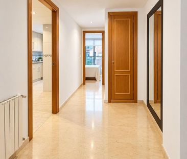 3 room luxury Flat for rent in Valencia, Spain - Photo 1