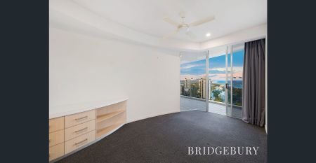 PENTHOUSE WITH OCCEAN VIEWS! - Photo 3