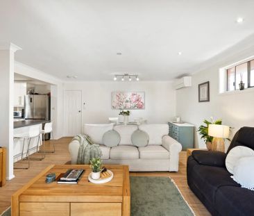 Spacious Family Home with Pool, Multiple Living Areas and Outdoor E... - Photo 3