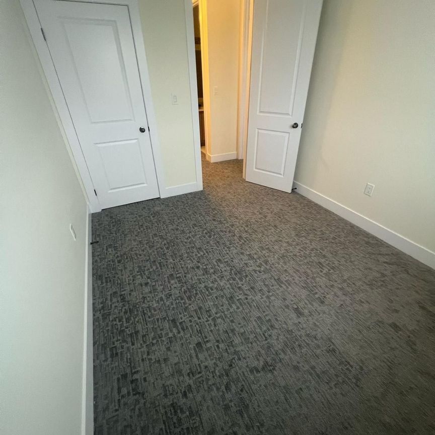 For Lease - 2671 Bobolink Lane, London South, Ontario - Photo 1