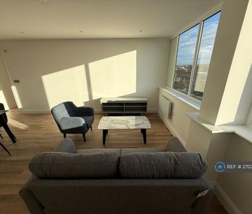 2 bedroom flat to rent - Photo 4