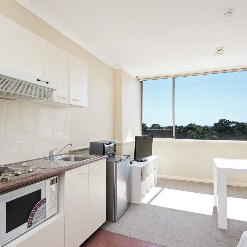 Stunning view Studio in great location - Photo 1