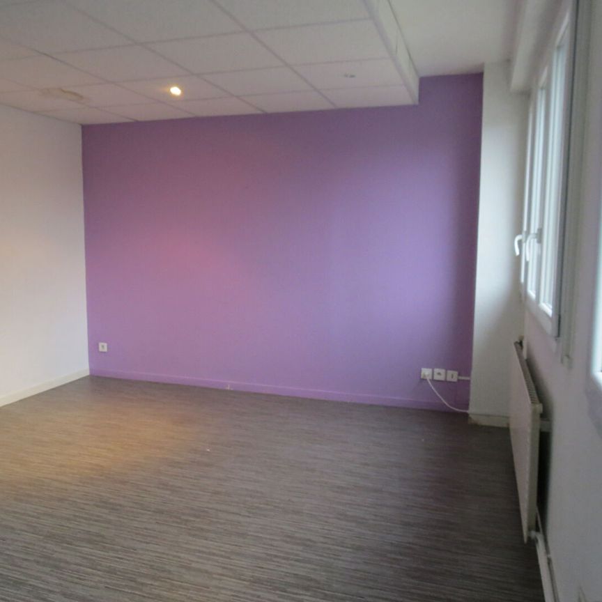 Location local commercial 2 pièces, 25.00m², Montargis - Photo 1