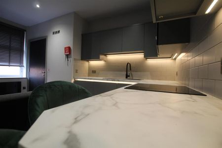 Studio to rent - Photo 3