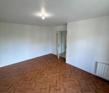 Location Appartement 3 pièces 65m² DECINES CHARPIEU 69150 - Photo 1