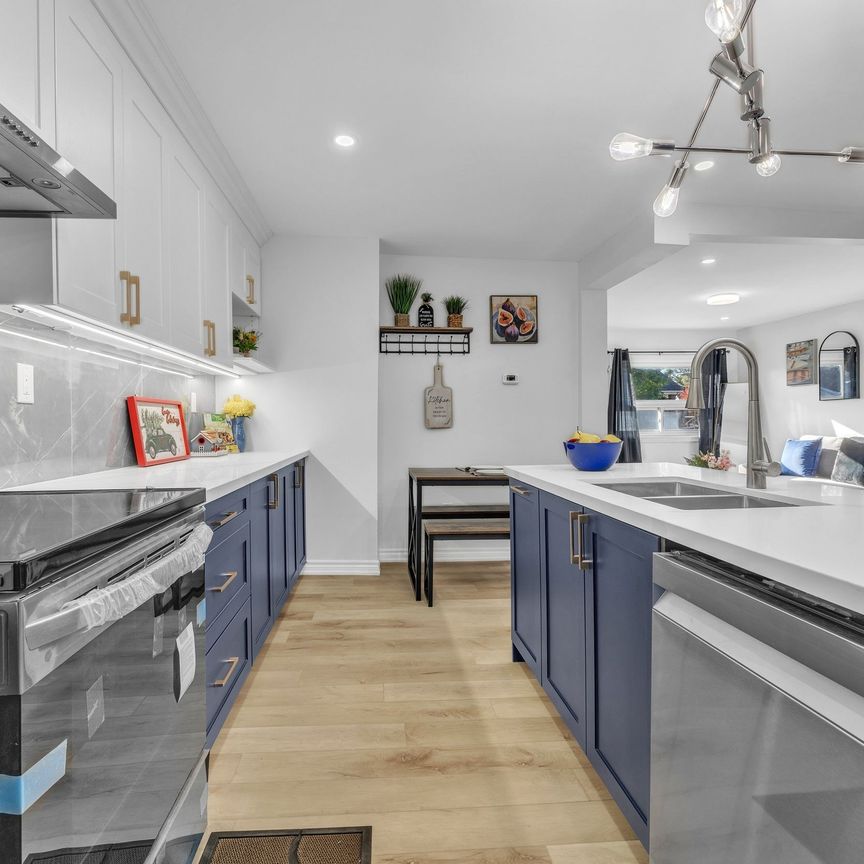 For Lease - 156 Brisbin Street, London East, Ontario - Photo 1