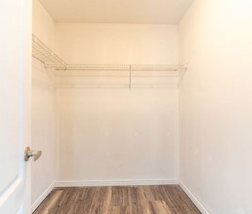 For Lease - 1373 Hunter Street, Innisfil, Ontario - Photo 4