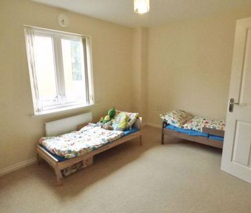 3 bedroom terraced house to rent - Photo 4