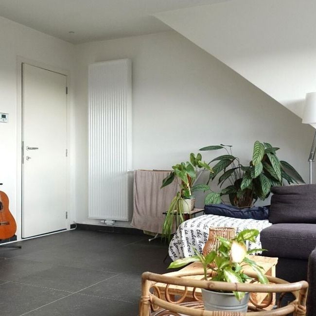 Appartement te huur in Sint-Pieters voor € 850 met 2 slaapkamers - Photo 1