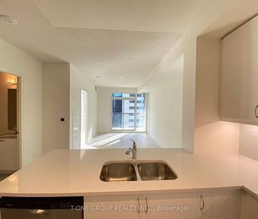 Yonge/Sheppard-New, Bright 1Bdrm+Den 1Bath - Photo 4