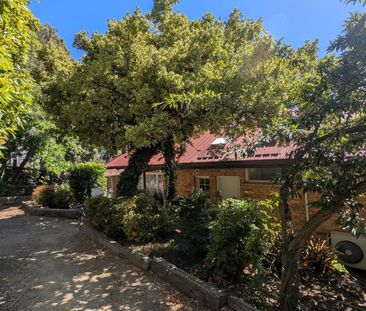 Elegant & Charming Family Home - Photo 6