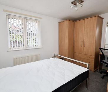 2 bedroom Student Flat to rent in Wallace Street, Newcastle Upon Tyne - Photo 5