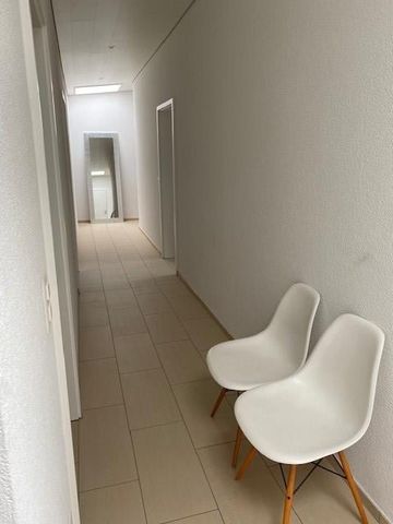 "4.5-Zimmer voller Charme, Sonnenschein und Freiraum" - Photo 5