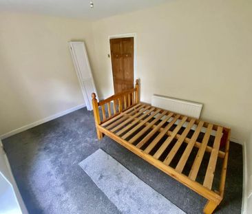 2 bedroom house to rent - Photo 2