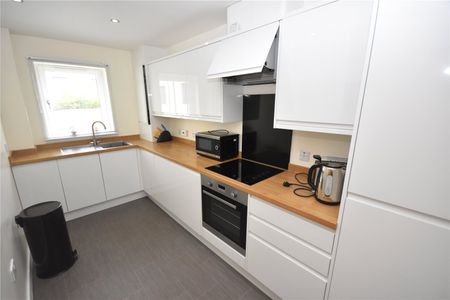 3 bedroom apartment to rent - Photo 5
