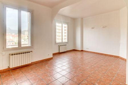 Location appartement 2 pièces, 56.13m², Toulon - Photo 5