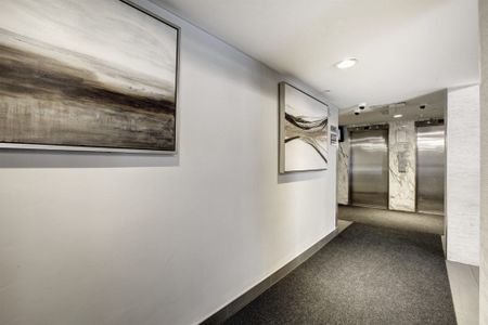 Silver Spear Apartments - Photo 2