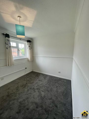 3 bed Semi-detached in Glenrise Close , Cardiff, CF3 0AS - Photo 3