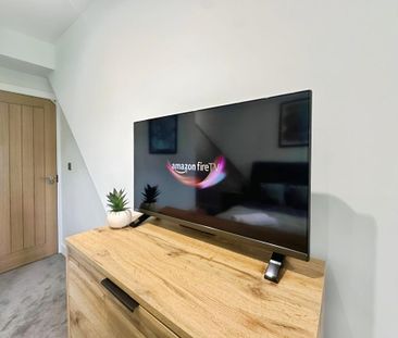 1 bedroom in a house share to rent - Photo 4